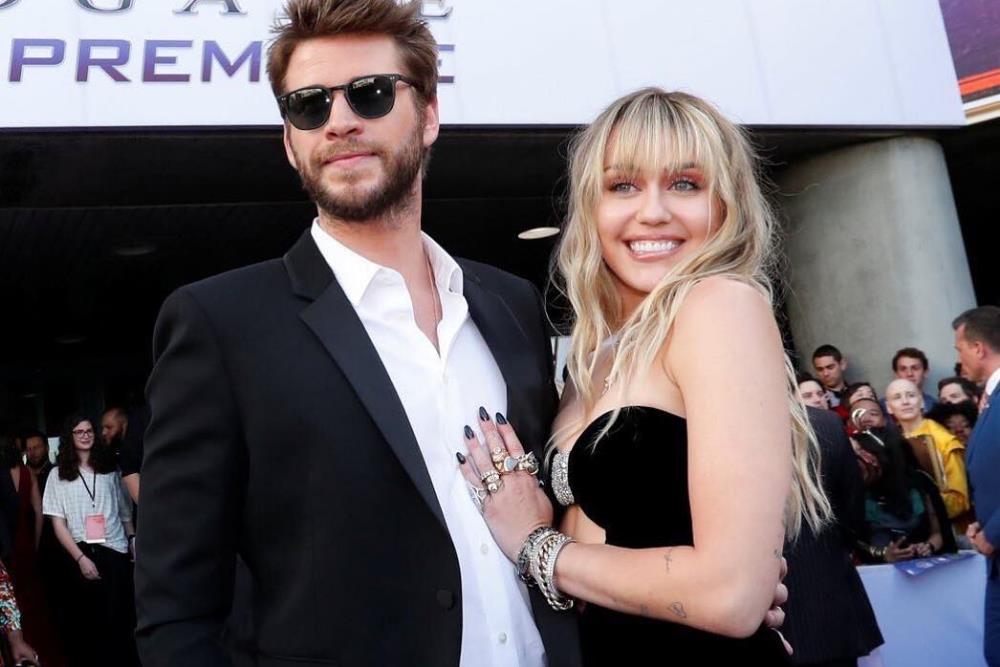 Miley 'devastated' after Liam files for divorce